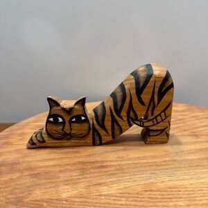 Hand Carved Painted‎ Wooden Folk Art Stretching Cat Figure Rustic Whimsical 6.5"